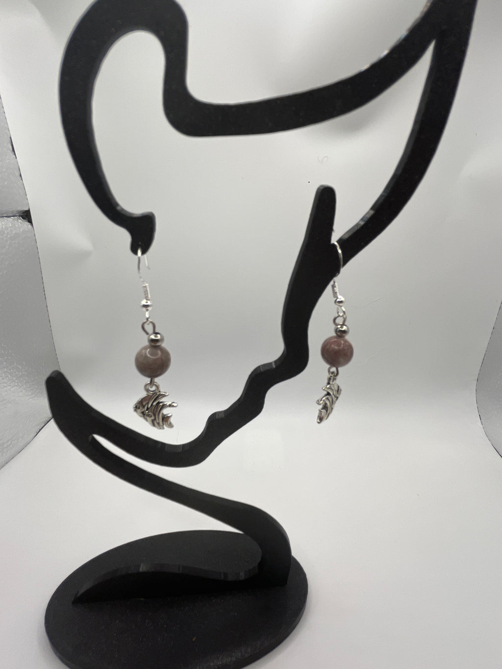 Boucles d'oreilles poissons tropicaux/ rhodonite
