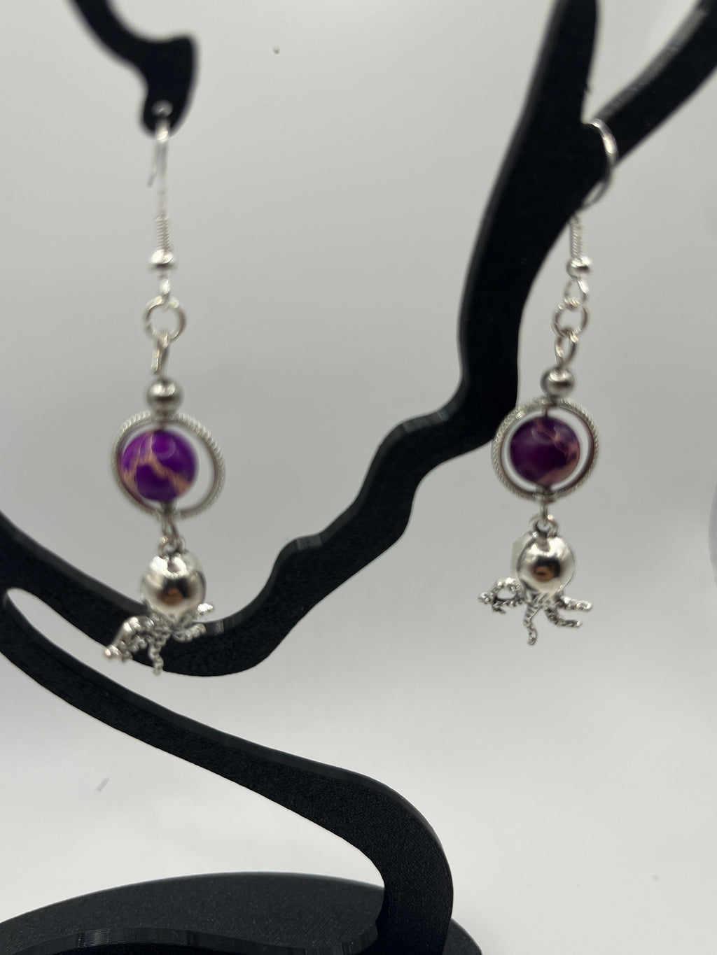 Boucles d'oreilles pieuvre/perle en verre