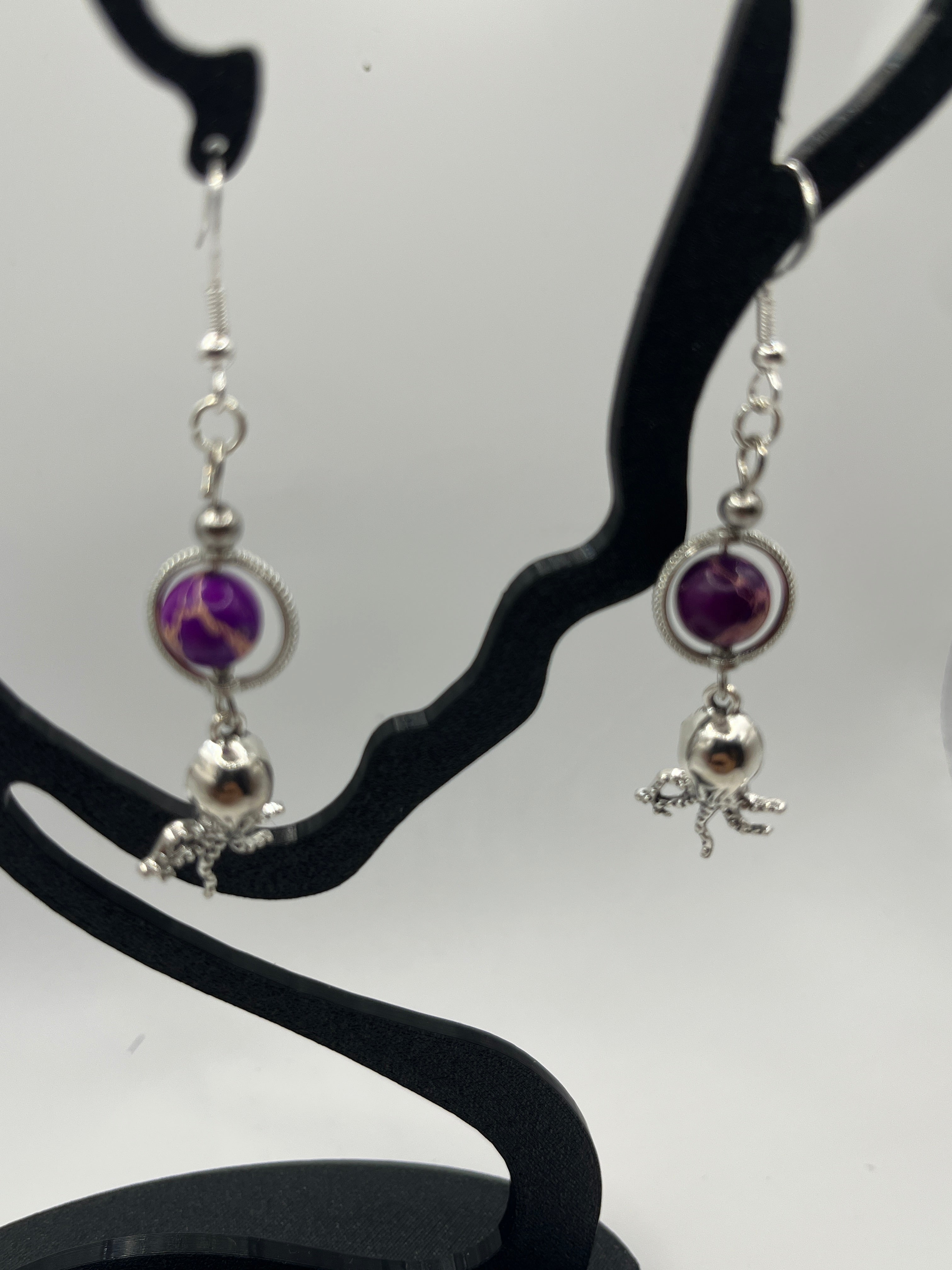 Boucles d'oreilles pieuvre/perle en verre