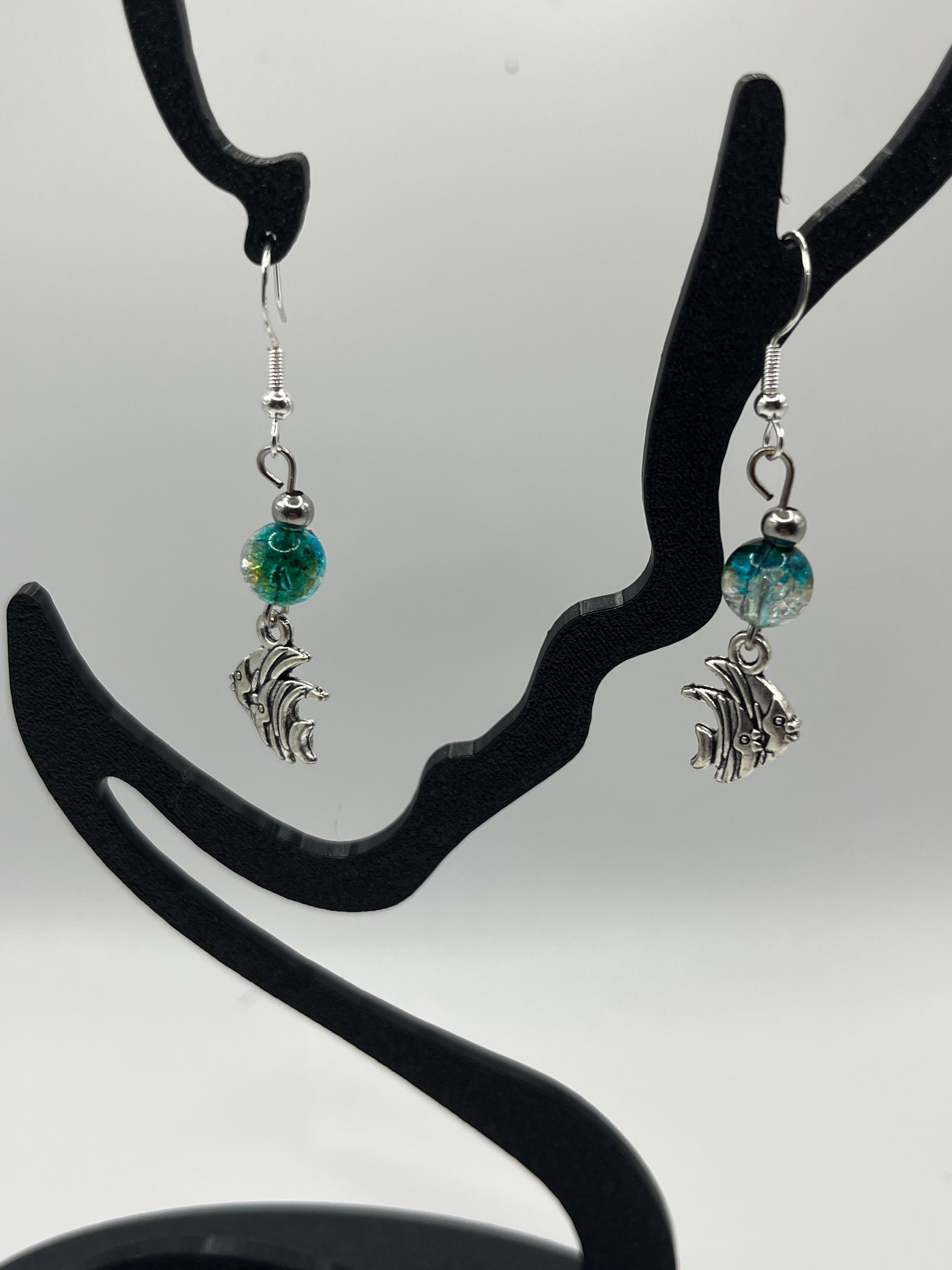 Boucles d'oreilles poissons tropicaux/ perle en verre