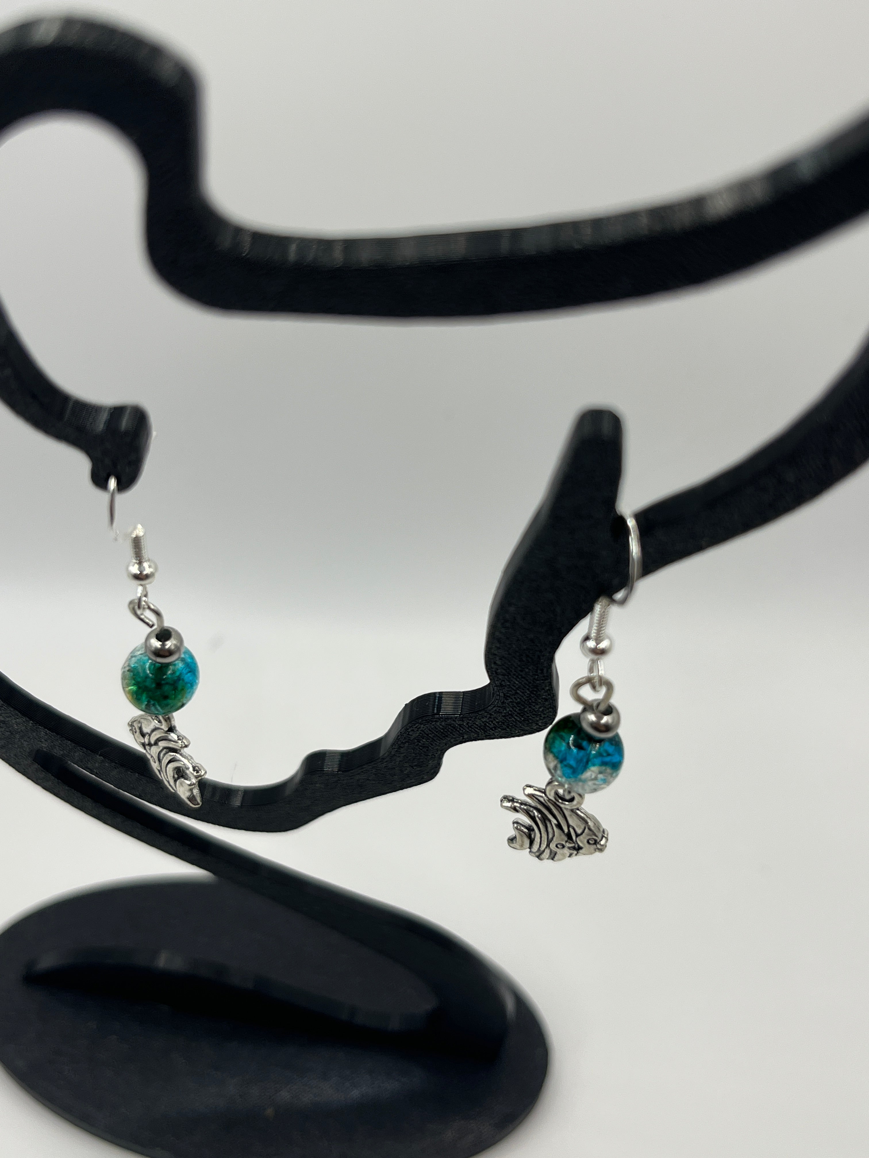 Boucles d'oreilles poissons tropicaux/ perle en verre
